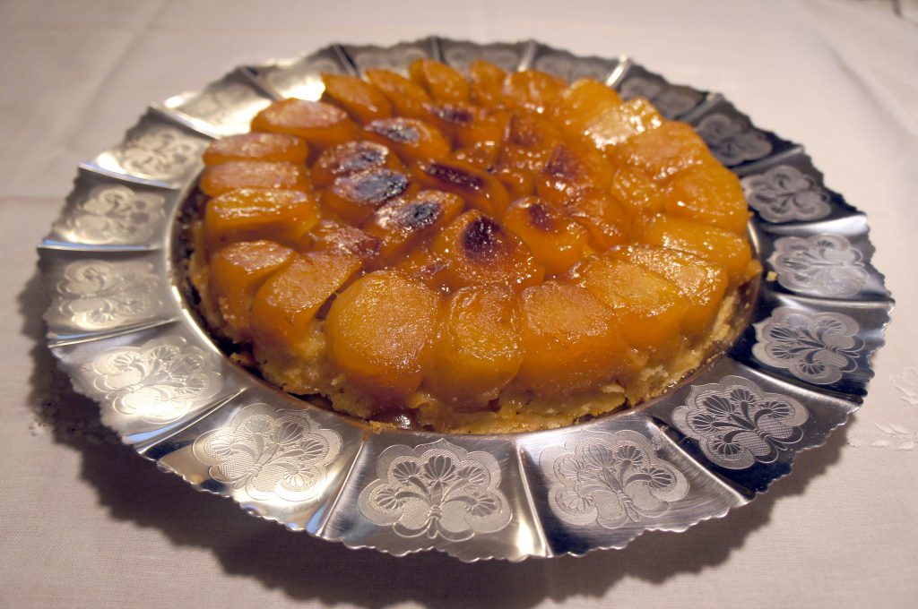 Torta francesa tradicionalíssima de sabor delicado e especial.